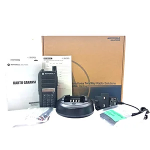  HT Handy Talky  MOTOROLA XIR C2660 XIRC2660 2660 VHF UHF HT ANALOG DIGITAL ORIGINAL