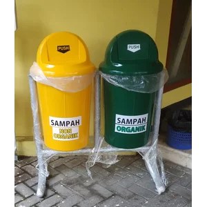 Tempat Sampah Gantung Plastik Besar