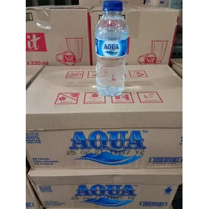 Aqua Botol 330 ml (satun dus)
