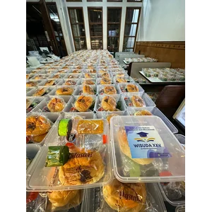 Snack Box Jajanan Pasar Kantin Rai