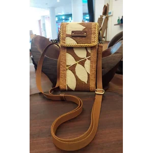 Tas tangan kulit kayu kapuak Anjabil