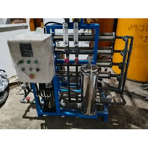 Mesin RO untuk air tawar atau air payau kapasitas 1 m3/jam