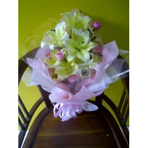 hand bouquet Valentine Day