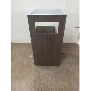 Tempat Sampah ornament kayu  kotak
