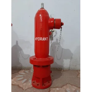 Hydrant Pillar One Way Machino Steel H13AP 3X2 1/2 in X2 1/2in
