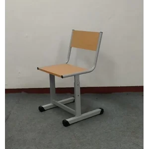 Kursi Kuliah Sekolah ADJUSTABLE Tipe Besi Spesifikasi Rangka dari pipa Besi Finishing Cat Powder coating Top Back Panel dari MDF Laminasi Sheet PVC
