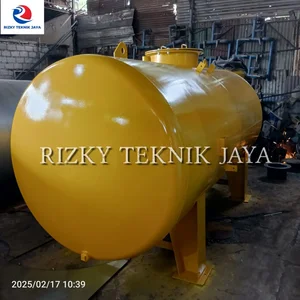 Tangki solar 5000 Liter Stainless Mildsteel custom tangki BBM tangki air tangki bahan bakar