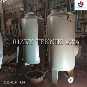 Tangki Tekanan Tinggii Tangki Udara Kompresor Custom Ukuran 4 - 50 Bar Kap 100 Liter 20.000 Liter Tangki Air Angin Compressor
