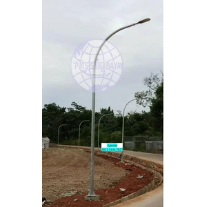 Tiang  PJU 7m okta Parabolic Single Arm hot deep Galvanish langsung lengkung