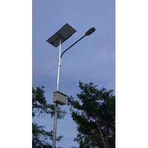 Paket Lampu PJU Tenaga Surya 30 Watt Lengkap 