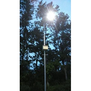 Lampu Jalan PJU / Lampu Jalan Tenaga Surya 70 Watt 