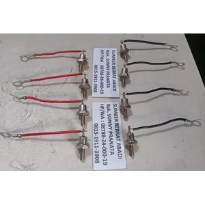 DIODA ZX25A-12 ZX25-08 DIODE ZX 25A-12 ZX 25-08 25A 1200V FOR STAMFORD ZX25A12 ZX2508 ZX-25-12 ZX-25-08 ZX25-08 ZX25-08 - 25A 1.200V - SEPASANG DAPAT 2 DIODA - (POSITIVE + DAN NEGATIVE -)