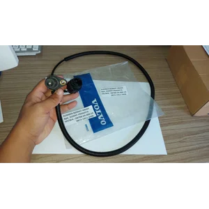 SPEED SENSOR 20508011 ENGINE SPEED VOE-20508011 SENSOR VOE 20508011