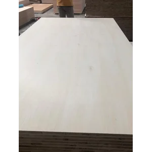 Block board Falcata 18mm Lunar Green BB/CC Grade