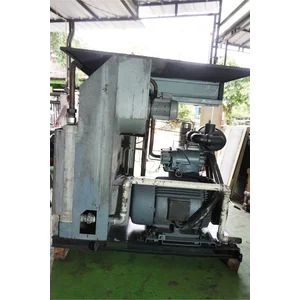 Rental Screw  Kompresor Angin Hitachi 37 KW / 50HP 0.69 MPa
