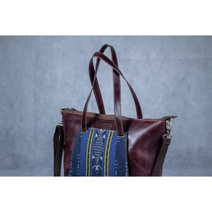 TENUNIN Totebag Gagae Tas Kulit Jinjing Bahan Kulit dan Tenun Inovatif Bisa lepas Pasang Motif Etnik Asli NTT