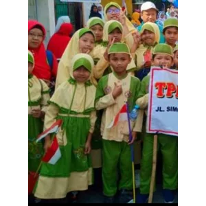 Seragam Sekolah TPQ di Surabaya
