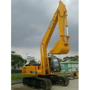 Excavator Kato HD820R Kapasitas 19.8 Ton