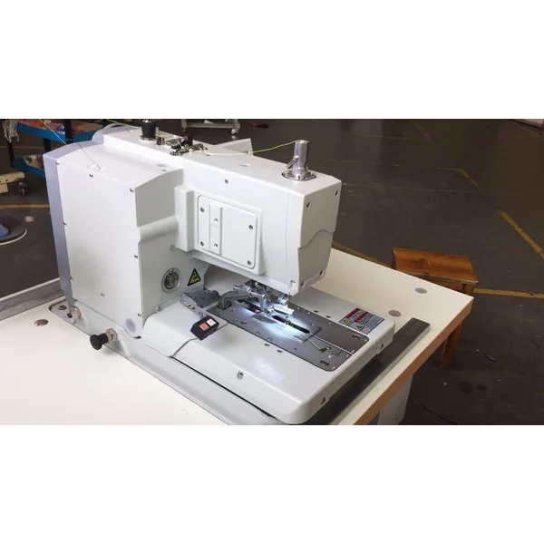 Mesin Lubang Kancing Eyelet Programmable S-588