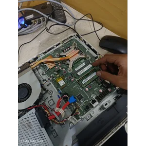 Jasa Perawatan Komputer PC & Laptop