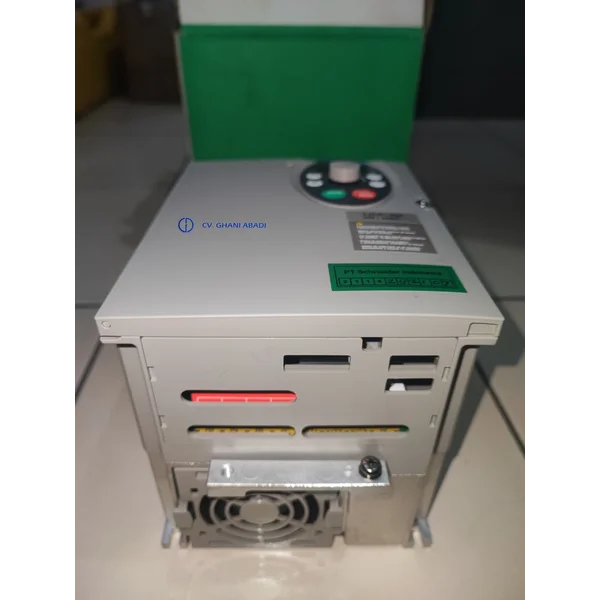 Inverter Altivar ATV31HU22M2A Schneider / Telemecanique