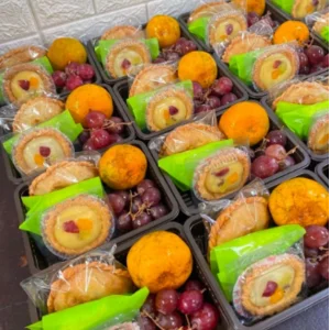 Makanan dalam Kemasan Snack Box Kue Buah utk acara rapat