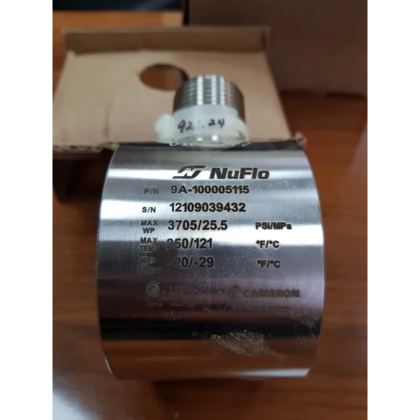 Flow Meter - NuFlo EZ-IN Series Liquid Turbine Flowmeter