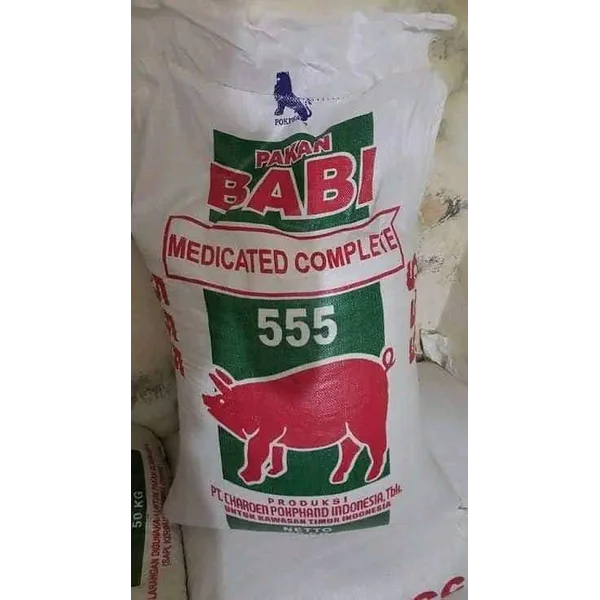 Pakan Babi Medicated Complete 555 Khusus Penggemukan Akhir Indukan
