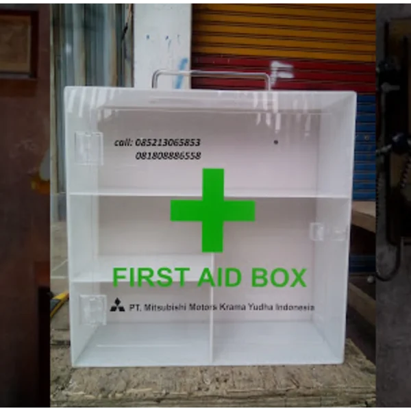Kotak P3K Akrilik