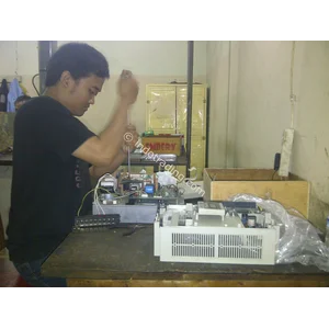 Inverter Hitachi Sj 300 7.5Kw - 380V " Improvements In Place " Mc. Embroidery