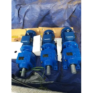 Gearbox Motor Aero B3 Power 0.37-37 kw rasio 10-60 untuk segala mesin2 industri