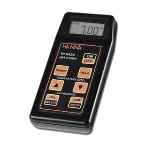 HANNA HI-8424 Portable pH meter Water Resistant