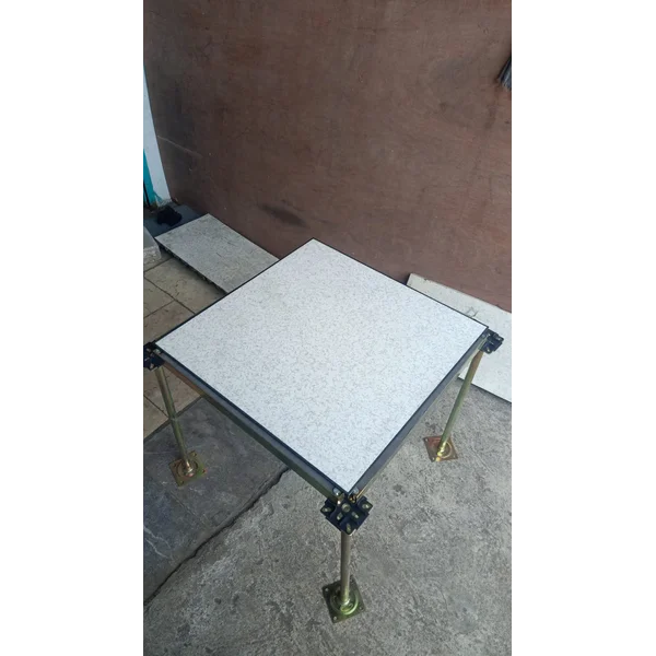 Raised Floor ZT HPL SC-1000