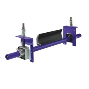 BELT SCRAPER FOR CLEANING CONVEYOR