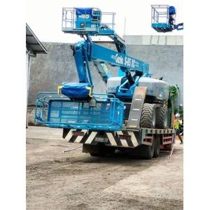 Sewa Boom Lift 25 meter