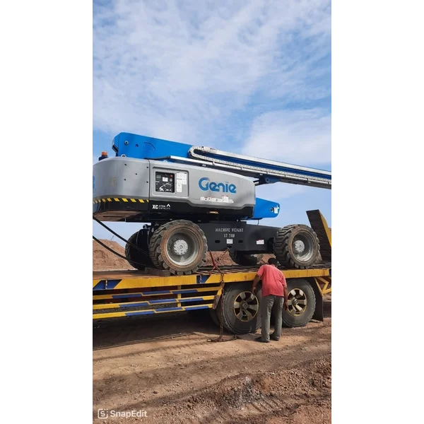 Sewa Boom Lift Genie 28 meter
