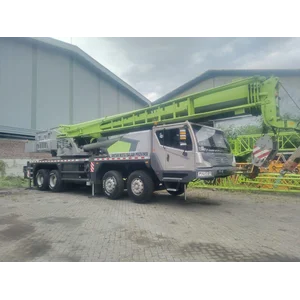 Sewa Truck Crane 50 Ton Solusi Angkat Berat Profesional untuk Proyek Skala Besar