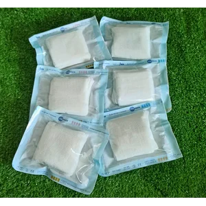 YOHANNA KASA LIPAT STERIL 5 X 5 CM ISI 5 - Alat Kesehatan Lainnya