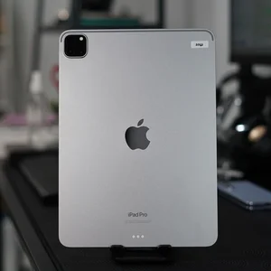 Komputer Tablet/Ipad pro Garansi Resmi