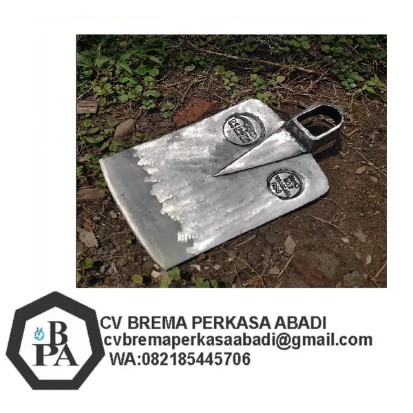 Cangkul sawah cap crocodile baja putih tebal kuat dan tajam cangkul tanah