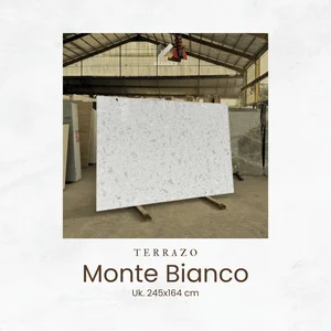 Terrazo Monte Bianco – Keramik Lantai Terrazo 245x164cm Putih Susu dengan Pecahan Marmer