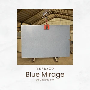 Terrazo Blue Mirage Ukuran 240 x 163 cm – Keramik Lantai Abu Kebiruan dengan Taburan Putih Hitam dan Oranye