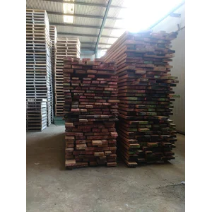 KAYU KRUING