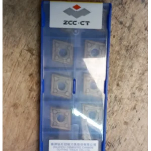Insert Bubut CNMG120408-NM YBG205 Merk ZCC CT