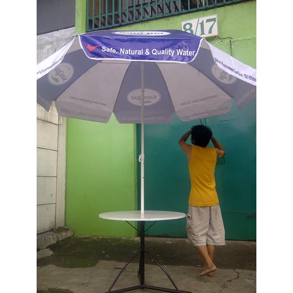 Tenda Payung Promosi Brand + Meja