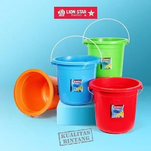 Plastic Bucket (4 Gallon Bucket)