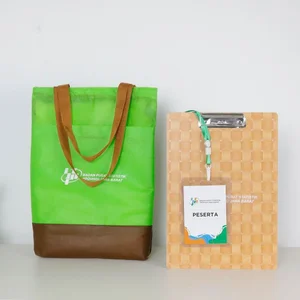 Barang Promosi Perusahaan Seminarkit 8a