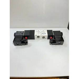 Pneumatic Solenoid Valve AIRTAC 4V230E-08 Voltase AC/DC