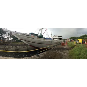 Sewa Kapal Kayu Cargo Nasional – Kapasitas 600 Ton Siap Berangkat
