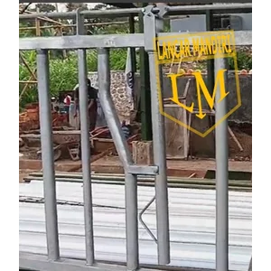 HEAD LOCK SAPI UNTUK FARM / PETERNAK SAPI (ALAT MEKANIK LAINNYA) / Pengunci 5-Meter 6-Kepala 